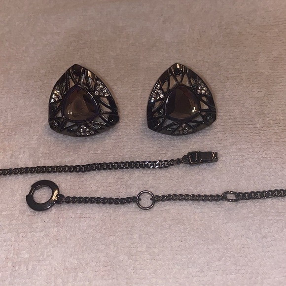 Givenchy Set in great condition earrings and necklace with pendant - Picture 9 of 11